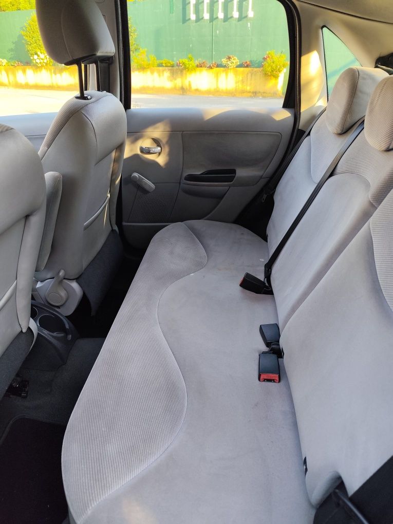 Citroën C3 a Gasolina - 2006, 200.000 km, Muito Económico