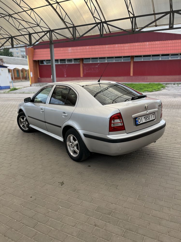 Skoda Octavia Tour 2007 1.6 MPI Родная Краска!