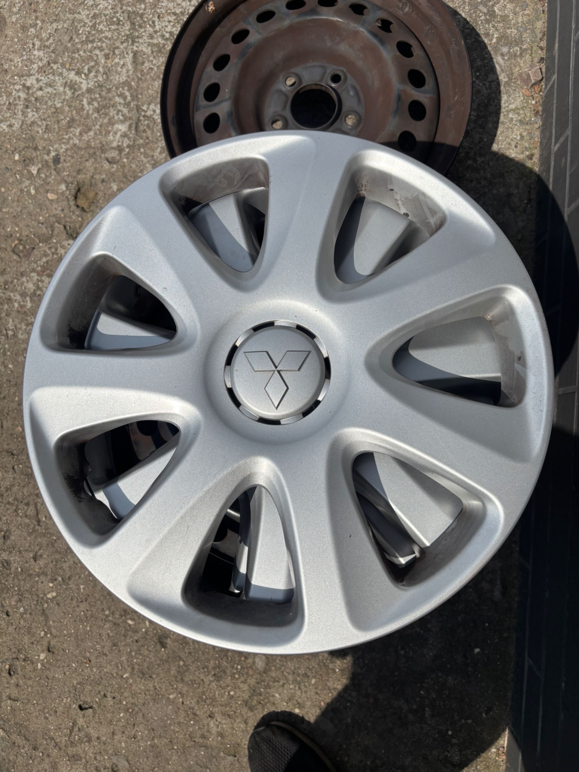 Kołpak 16” Felga16”  Mitsubishi oryginał
