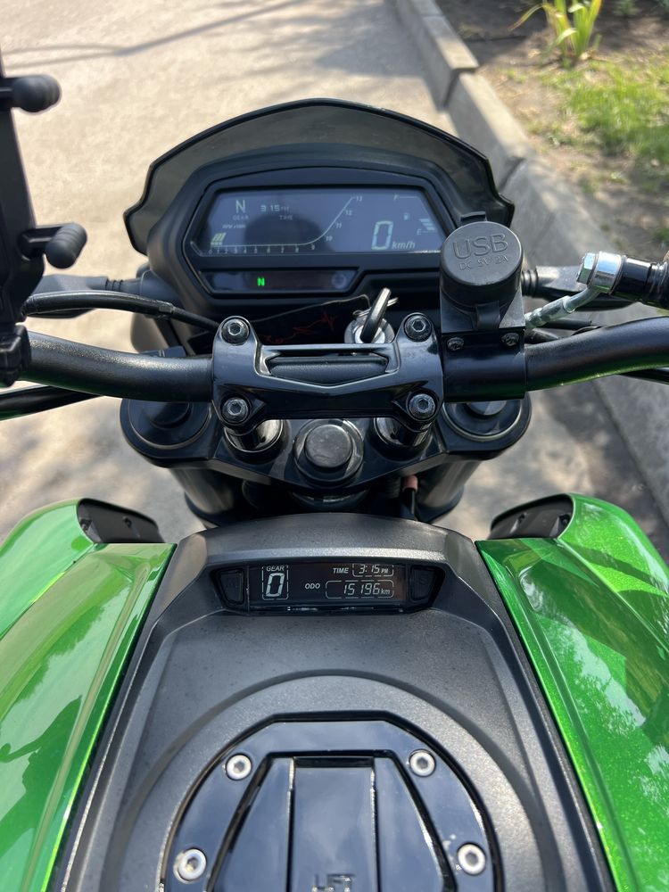 bajaj dominar 400сс