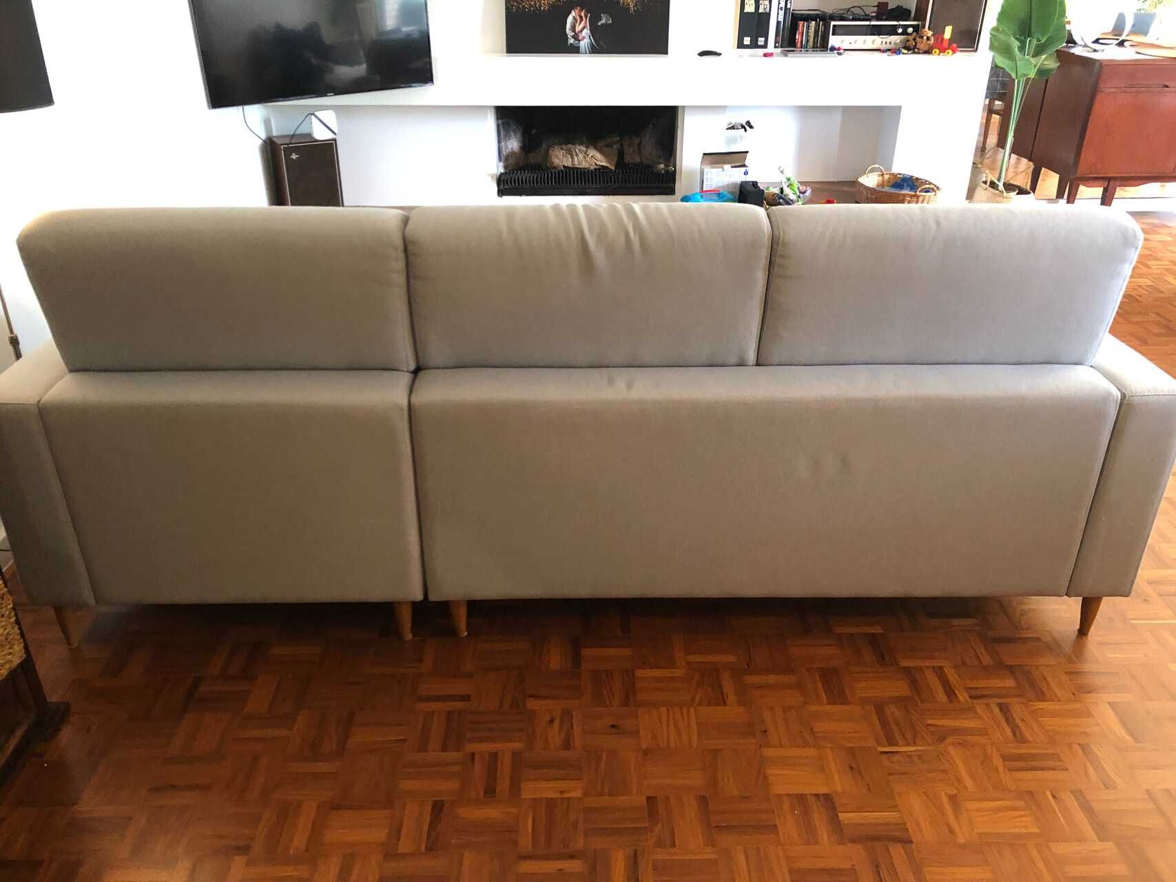 Sofá com Chaise longue da Alfaiate D'Interiores