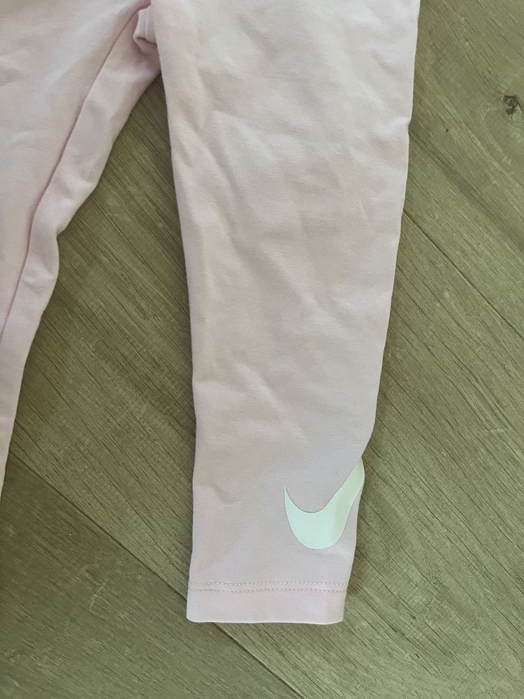 2 zestawy Nike bluzka + legginsy rozmiar 86