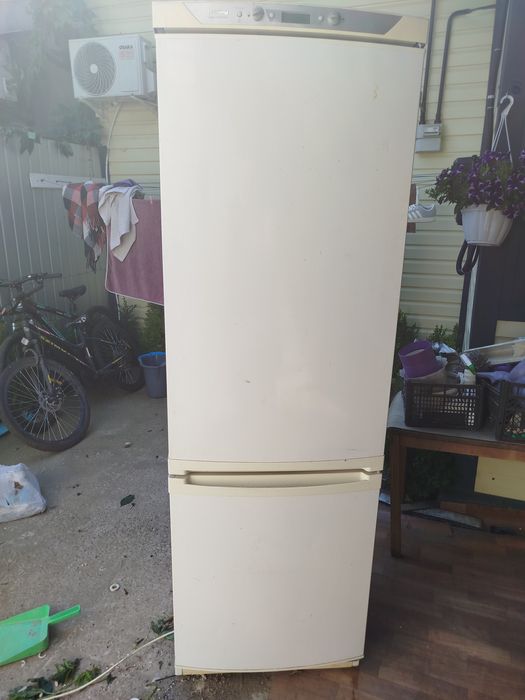 Продам бу холодильник