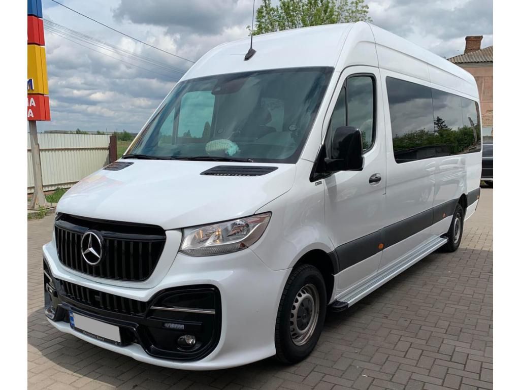 Mercedes Sprinter 2018+ Бокові пороги Maya V2 довга база