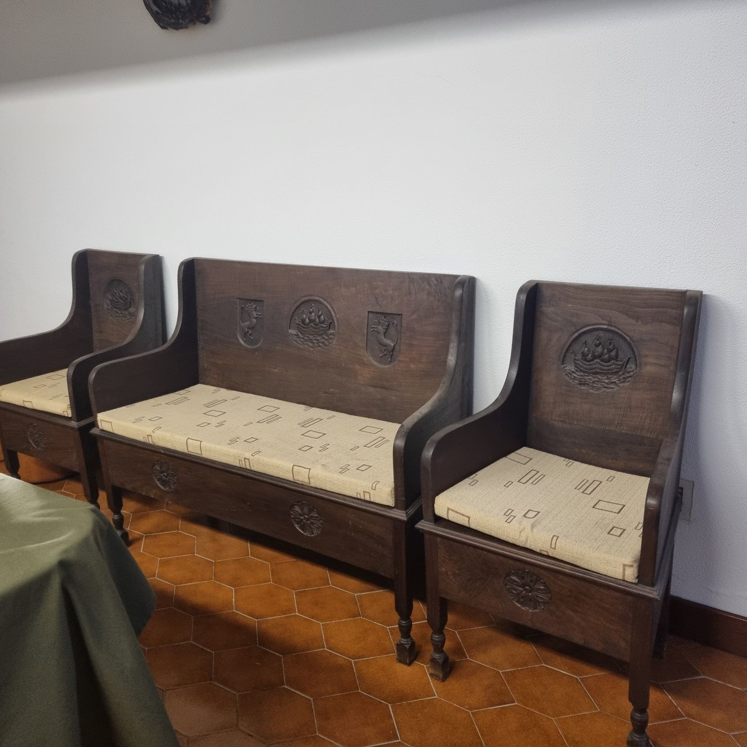 Bancos madeira antigos