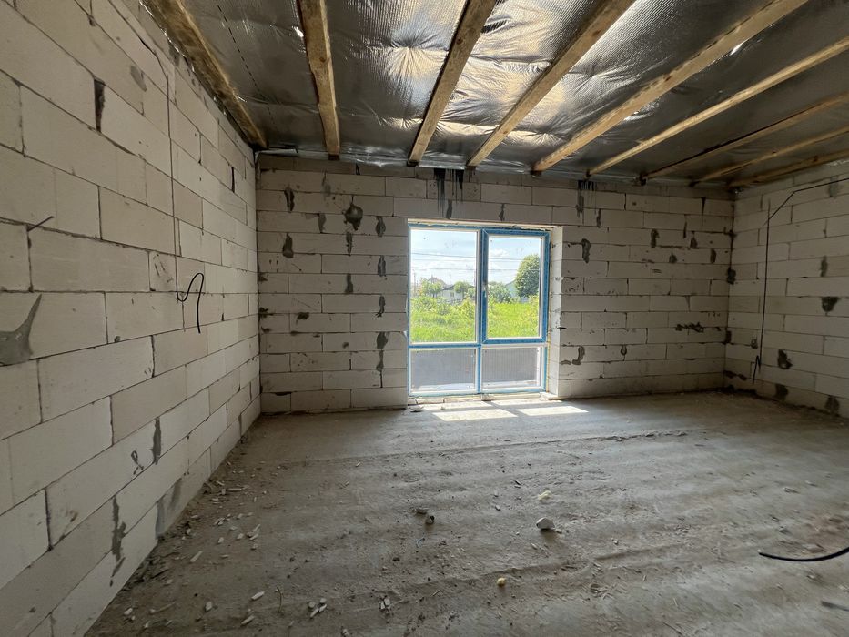 Продам таунхаус з великою ділянкою