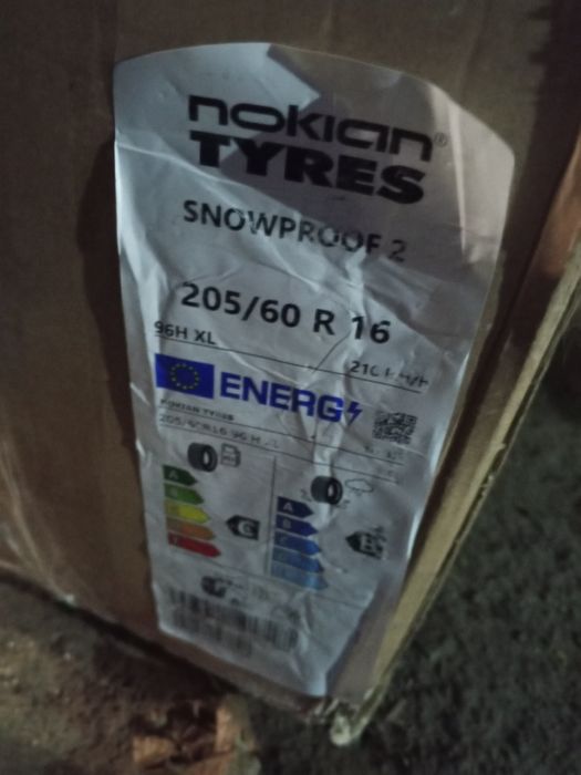Зимняя резина  205.60.16