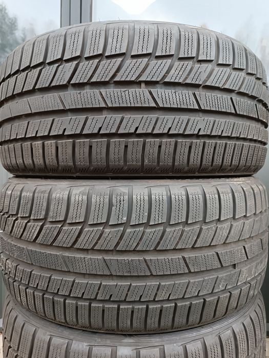 Зимові різноширокі шини 235/35/19 255/30/19 Toyo