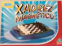 Majora - Xadrez Magnético
+ de 8 anos
2 jogadores