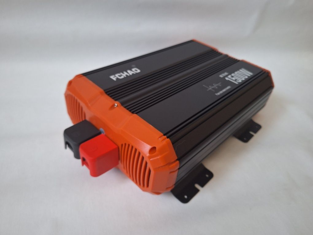 Инвертор Чистий синус Fchao PSC-1500 W / 12 Volt