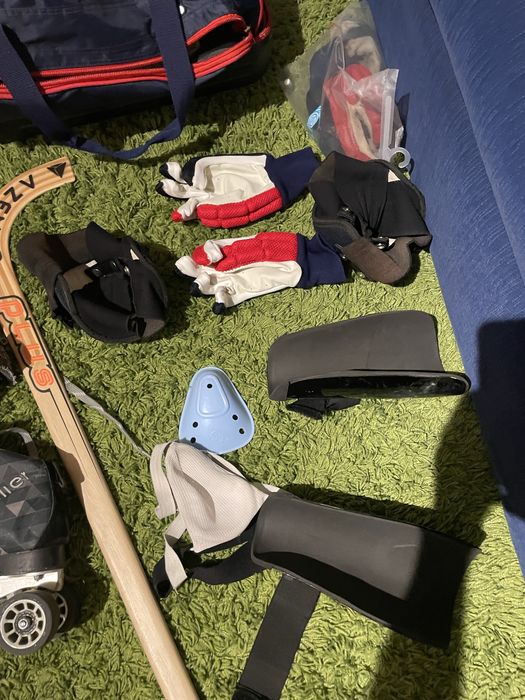Vendo equipamento de hóquei