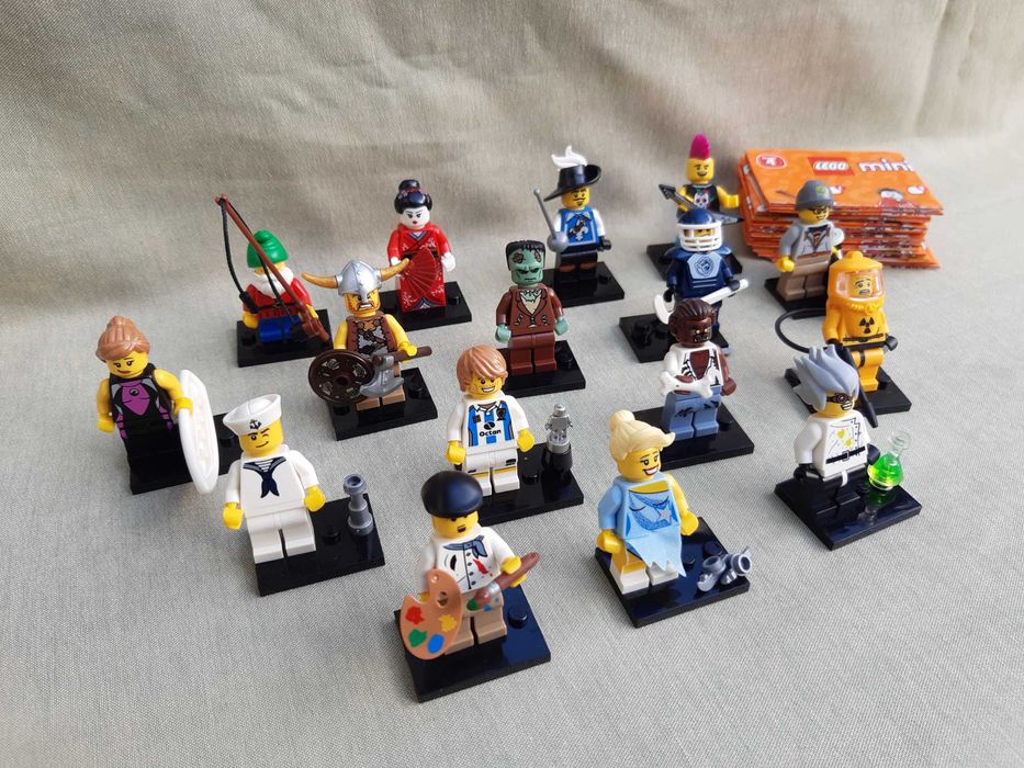 Lego 16 Minifiguras Series 4 Colecção Completa com Folhetos Originais
