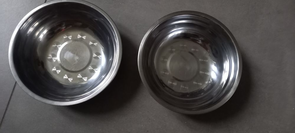 Miski dla psa metalowe