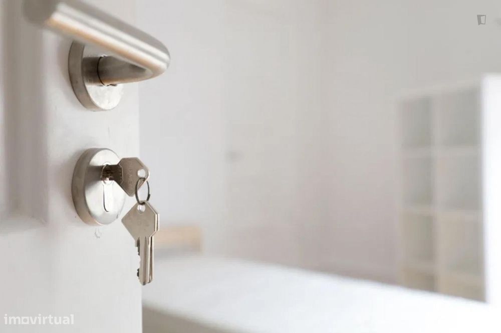 381221 - Quarto confortável nas Olaias