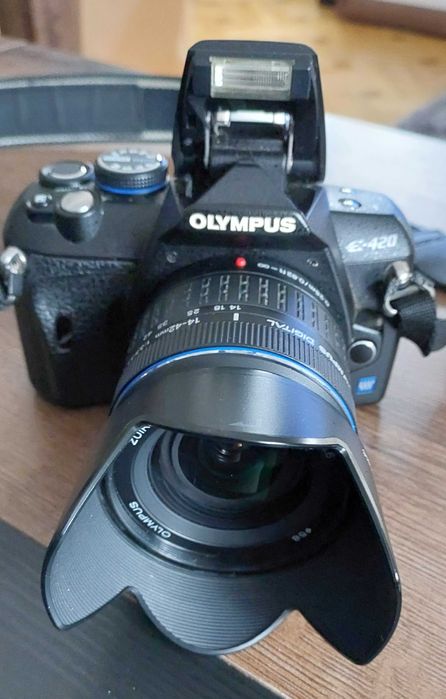 Olympus E420 Double Zoom Kit -  bogaty zestaw