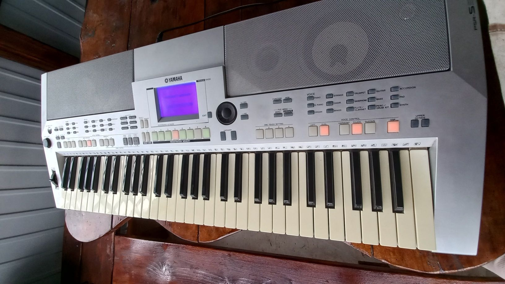 Синтезатор  YAMAHA