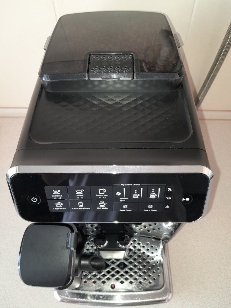 Philips EP3241/50 автоматична кавомашина
Автоматична кавомашина
EP32