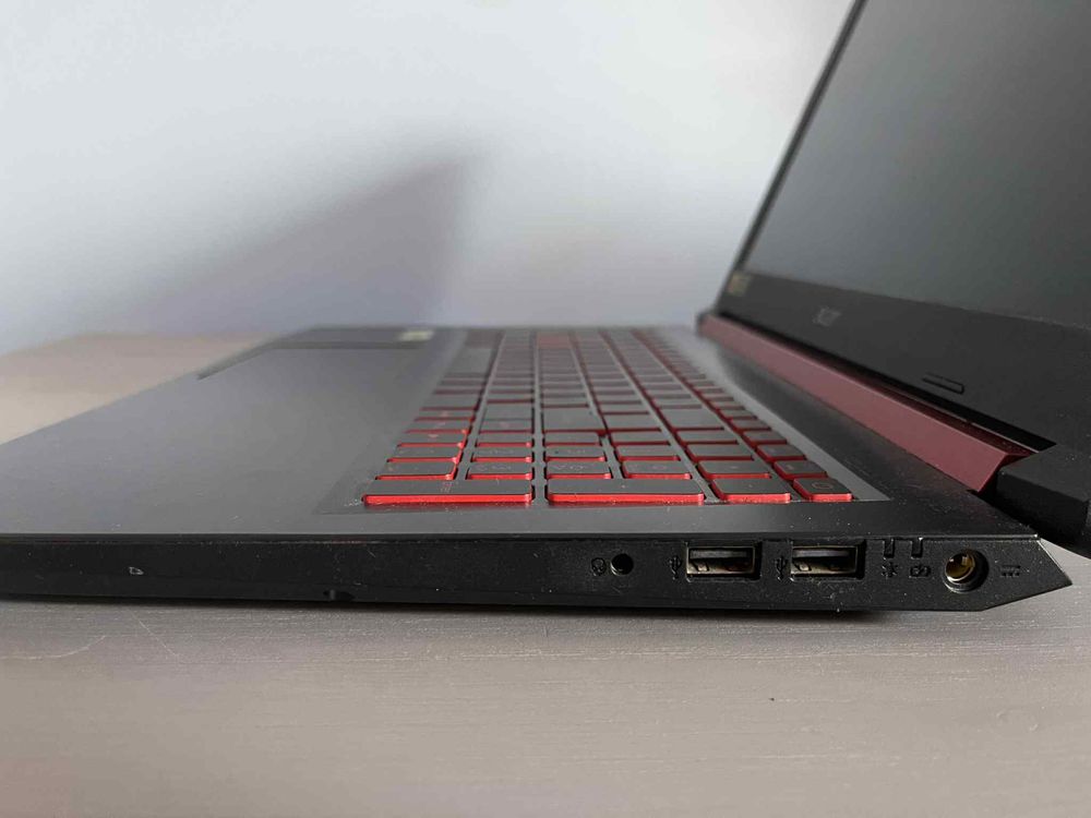 Lapotop acer nitro 5