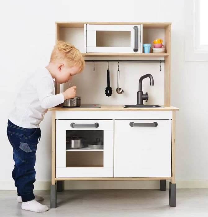 Дитяча деревʼяна кухня IKEA DUKTIG  603.199.72