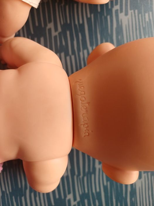 Boneco/ bebé. 
Cada 15€.
