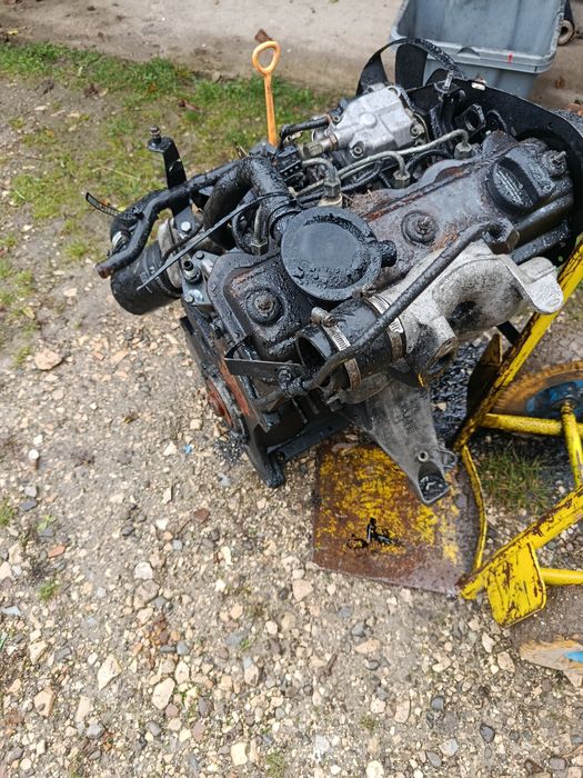 Silnik 1.9 TDI 90/110km uszkodzona uszczelka pod głowicą