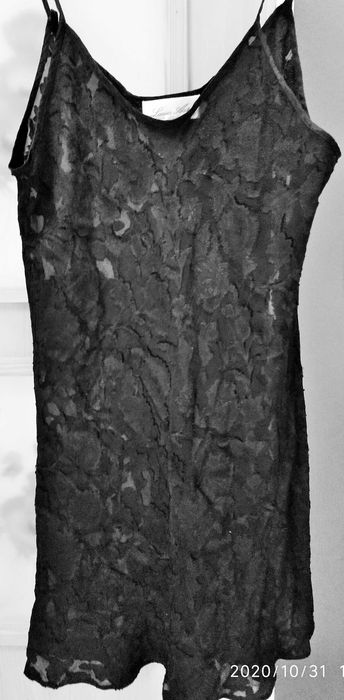 Czarna koronkowa koszulka rozmiar M/L