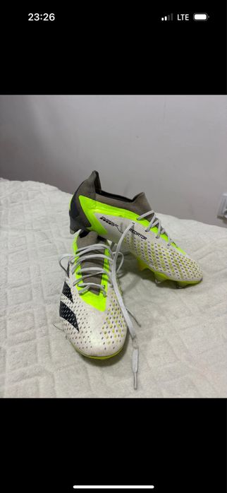 Profesjonalne korki adidasa mixy