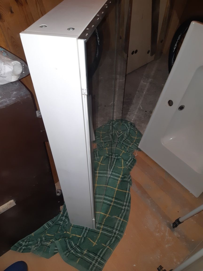 Szafka łazienkowa IKEA STORJORM 80x96x14 z oświetleniem