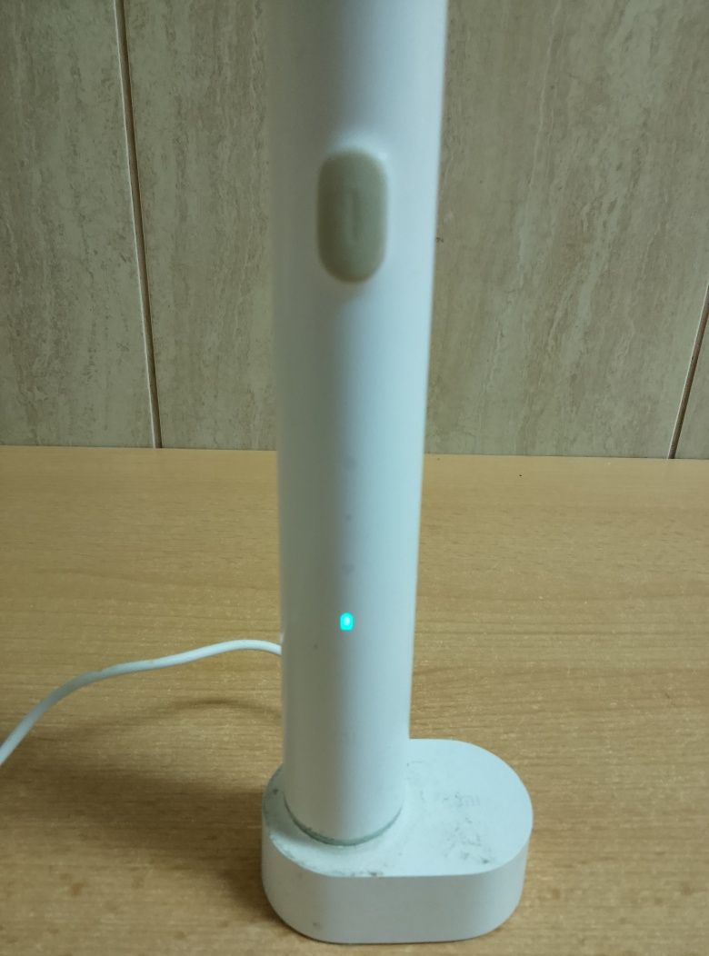 Elektryczna szczoteczka do zębów MI Electric + ładowarka