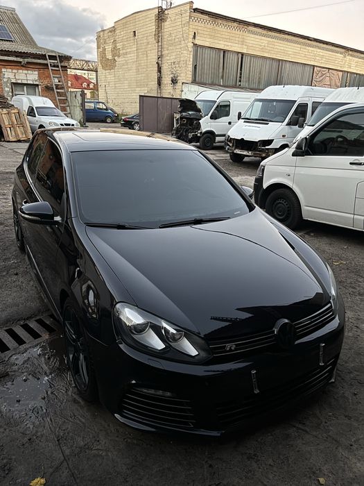 Wolkswagen golf R 2012