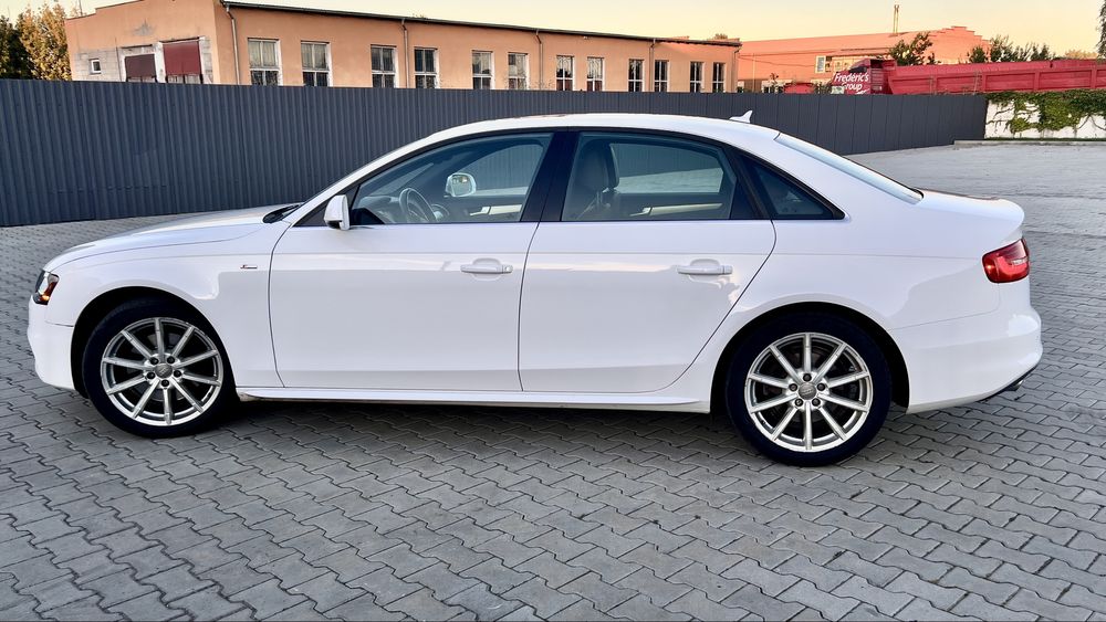 Audi A4 Quattro Premium Plus S-Line