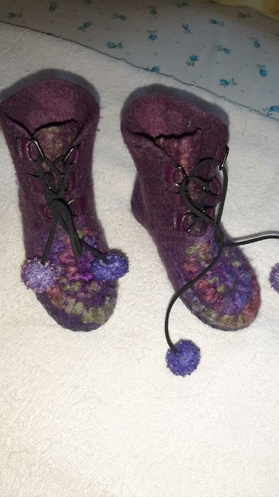 Ботиночки ( валенки) из валяльной шерсти Мериноса + калоши