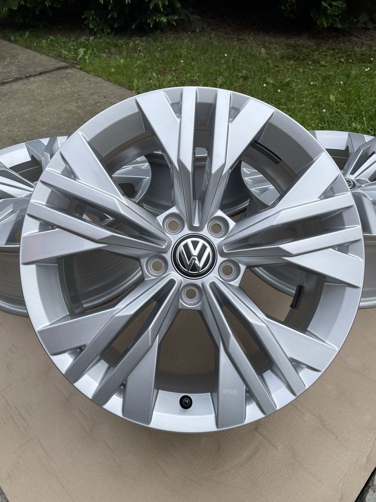 Диски VW Passat B8 Alltrack, Arteon, Touran R17 оригінал