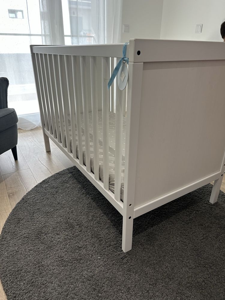 Berço para bebé ou criança modelo Sundvik