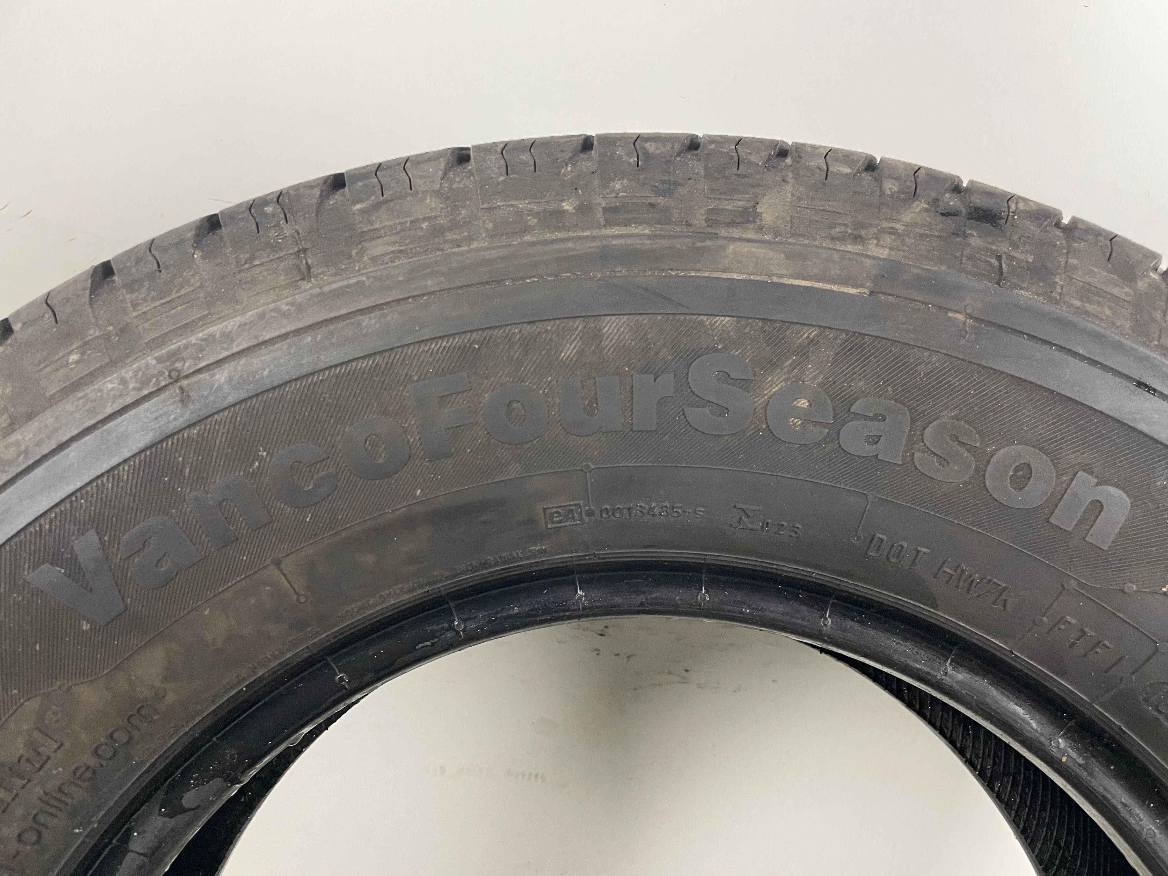 225/75R16C 121/120R Continental VancoFourSeason