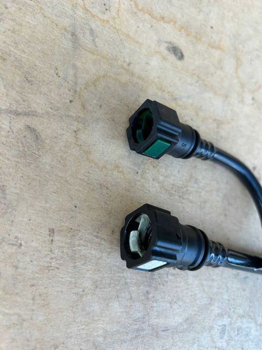 Przewód wąż paliwa zbiornika baku pompki paliwa Citroen DS5