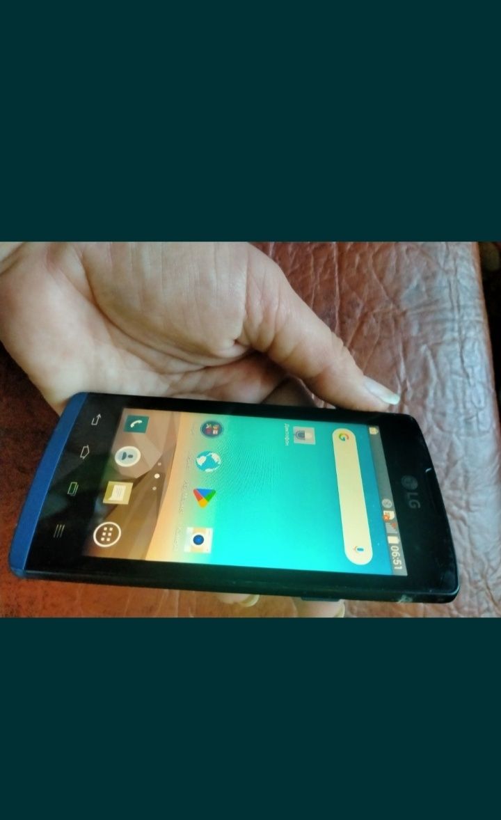 Продам смартфон LG Joy