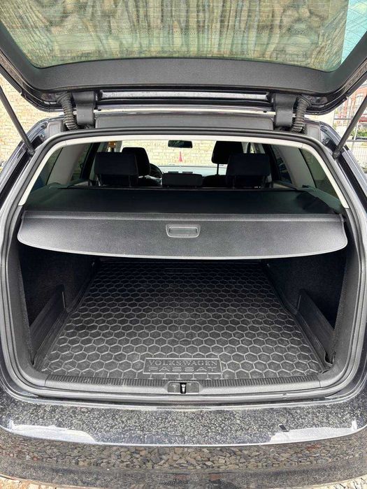 Volkswagen Passat 2012, В7, 2.0 Tdi