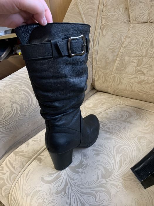 Зимові жіночі чоботи