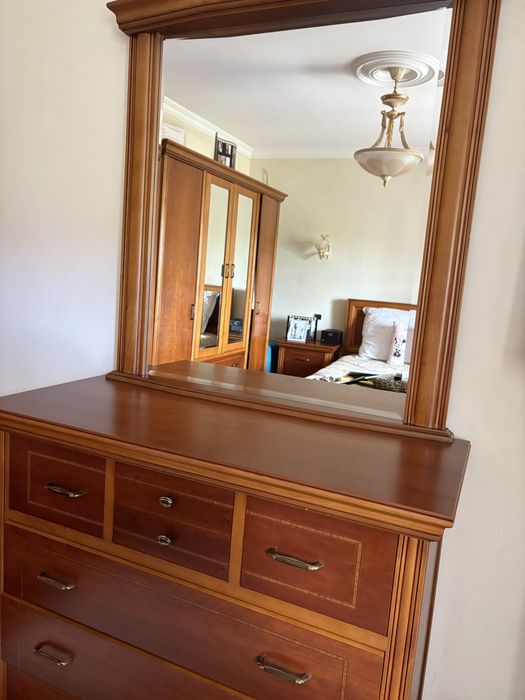 Quarto de madeira cerejeira