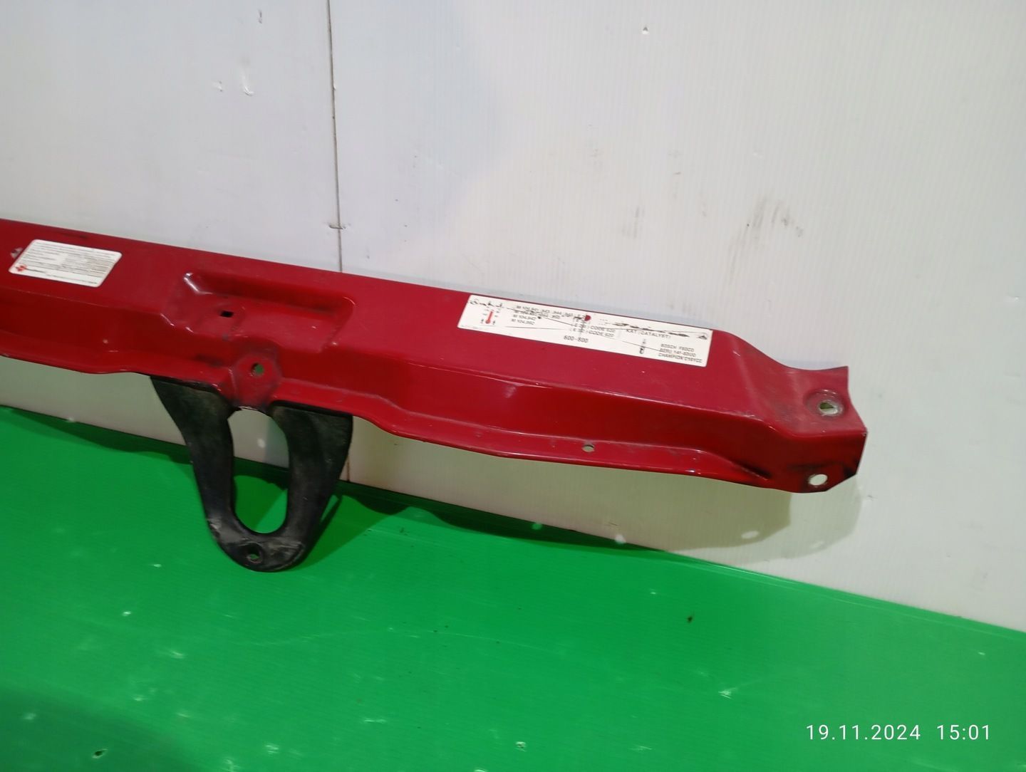 PAS PRZEDNI MERCEDES SL R129