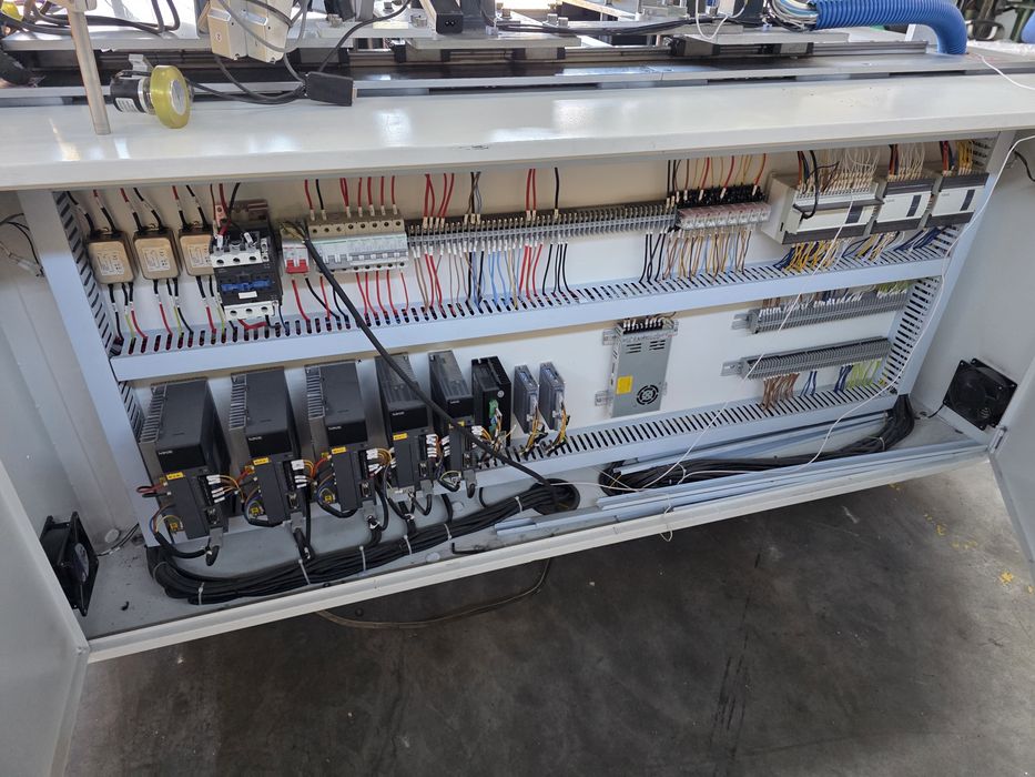 Maszyna do produkcji maseczek N95 itp