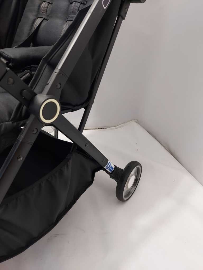 Wózek spacerowy marki Nania Orla półautomatyczny do 15 kg