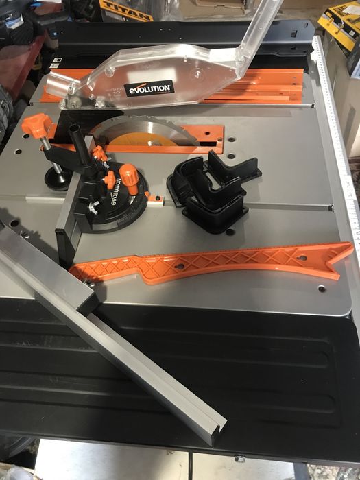 Пила настільна циркулярка Evolution R255MTS з Англії