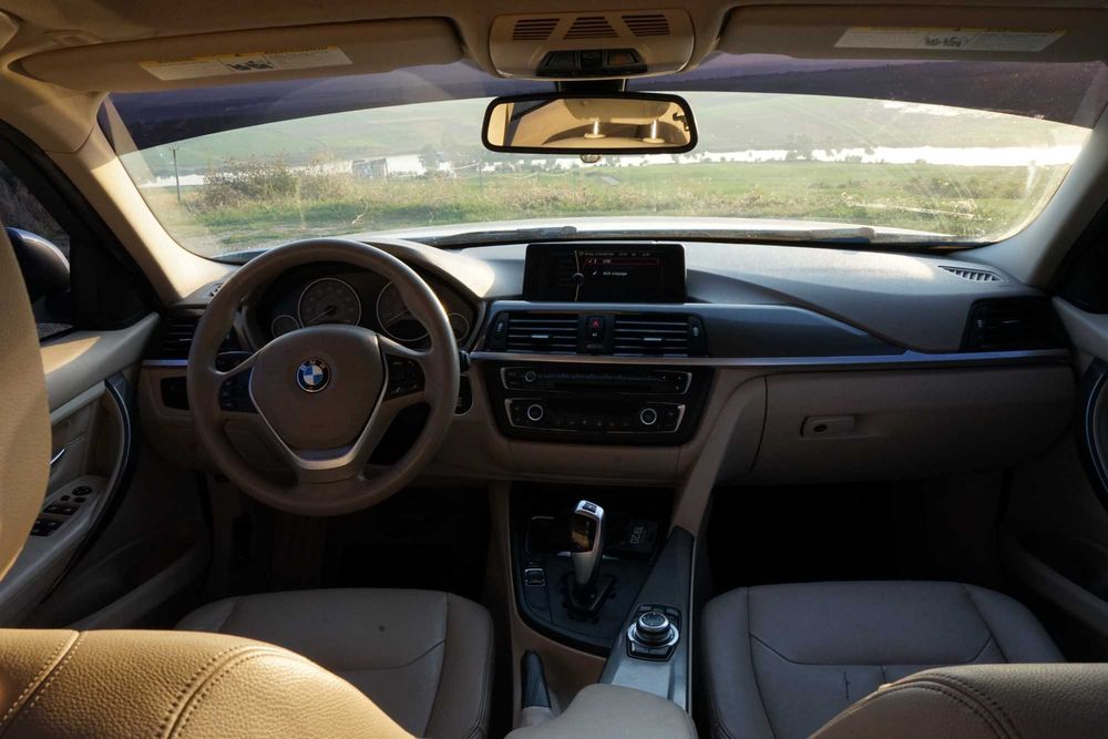 BMW 3  F30 328i Modern