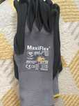 Rekawice maxiflex