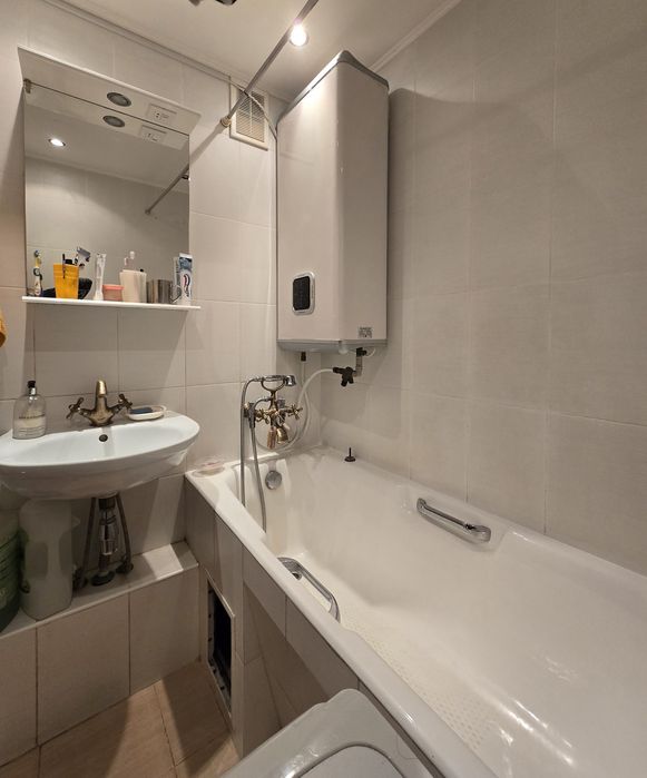 М.Героїв Дніпра! Продажа 3 кім. Вул. Північна, 54а, 72м2,,