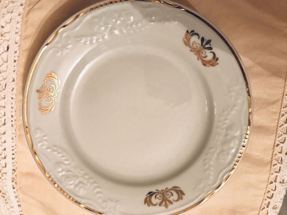 Сумской фарфор золото тарелки 3шт новые