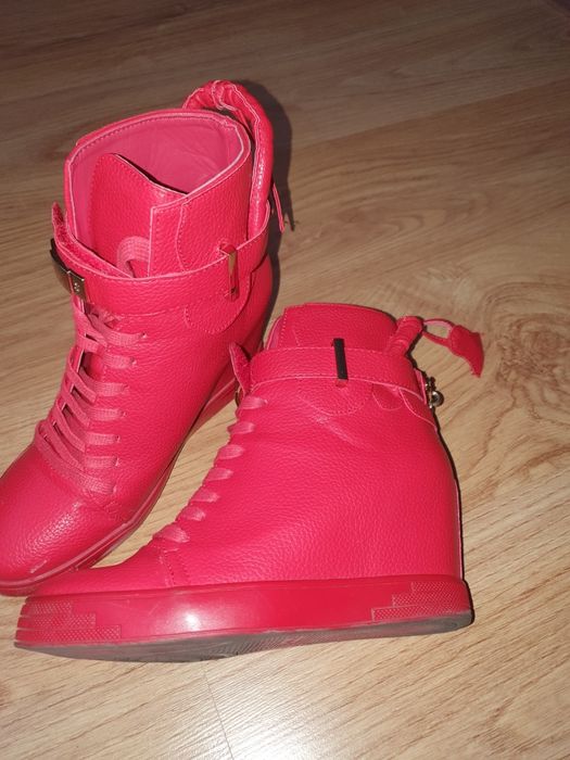 Różne damskie buty