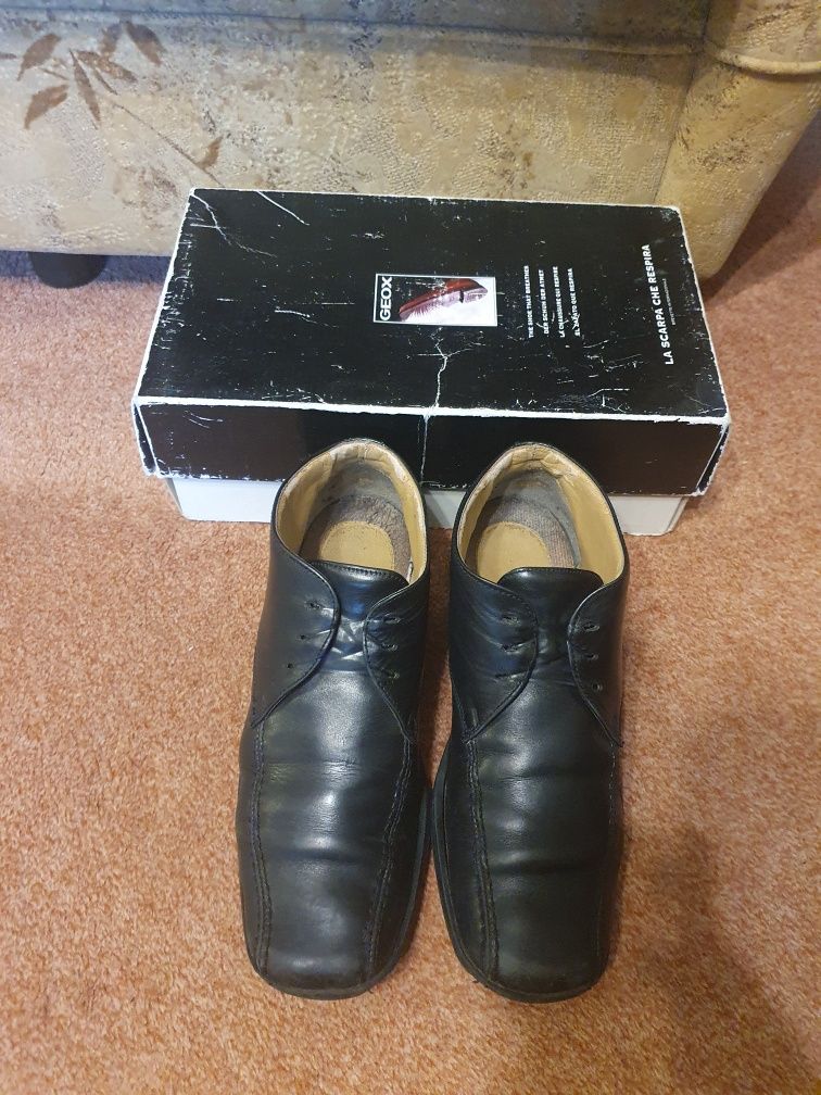Ботинки Merrell, полуботинки Clarks,  лодочки Ja-Marc.